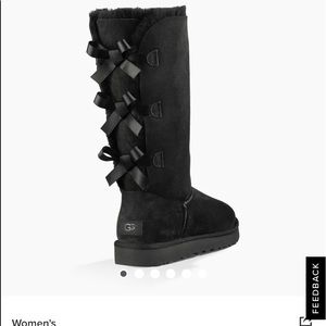 UGG Bailey Bow Tall II size 8